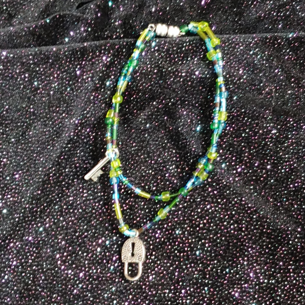 Handmade Beaded Key/Lock Anklet NWOT